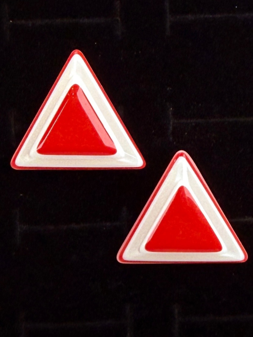 Vintage 80’s Red and White Triangle Earrings